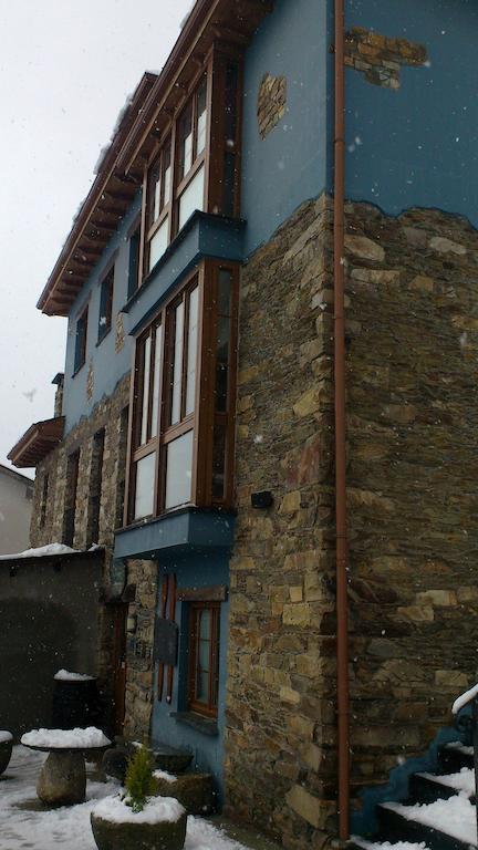 Hotel Rural El Torneiro Villayon ภายนอก รูปภาพ