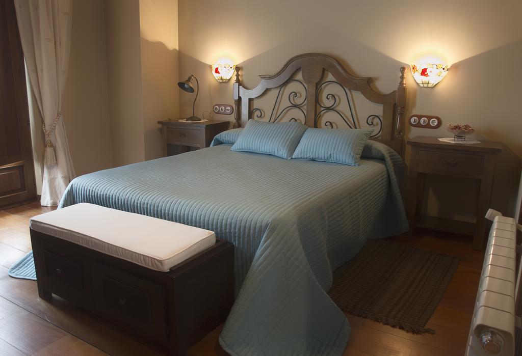 Hotel Rural El Torneiro Villayon ภายนอก รูปภาพ